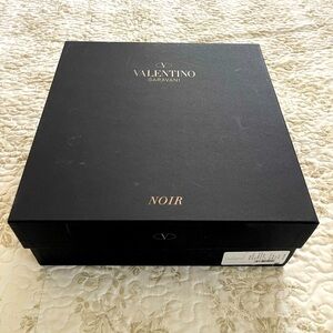 Valentino Box